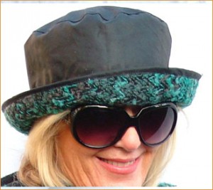 Black Wax Hat With Turquoise Fleck reversible